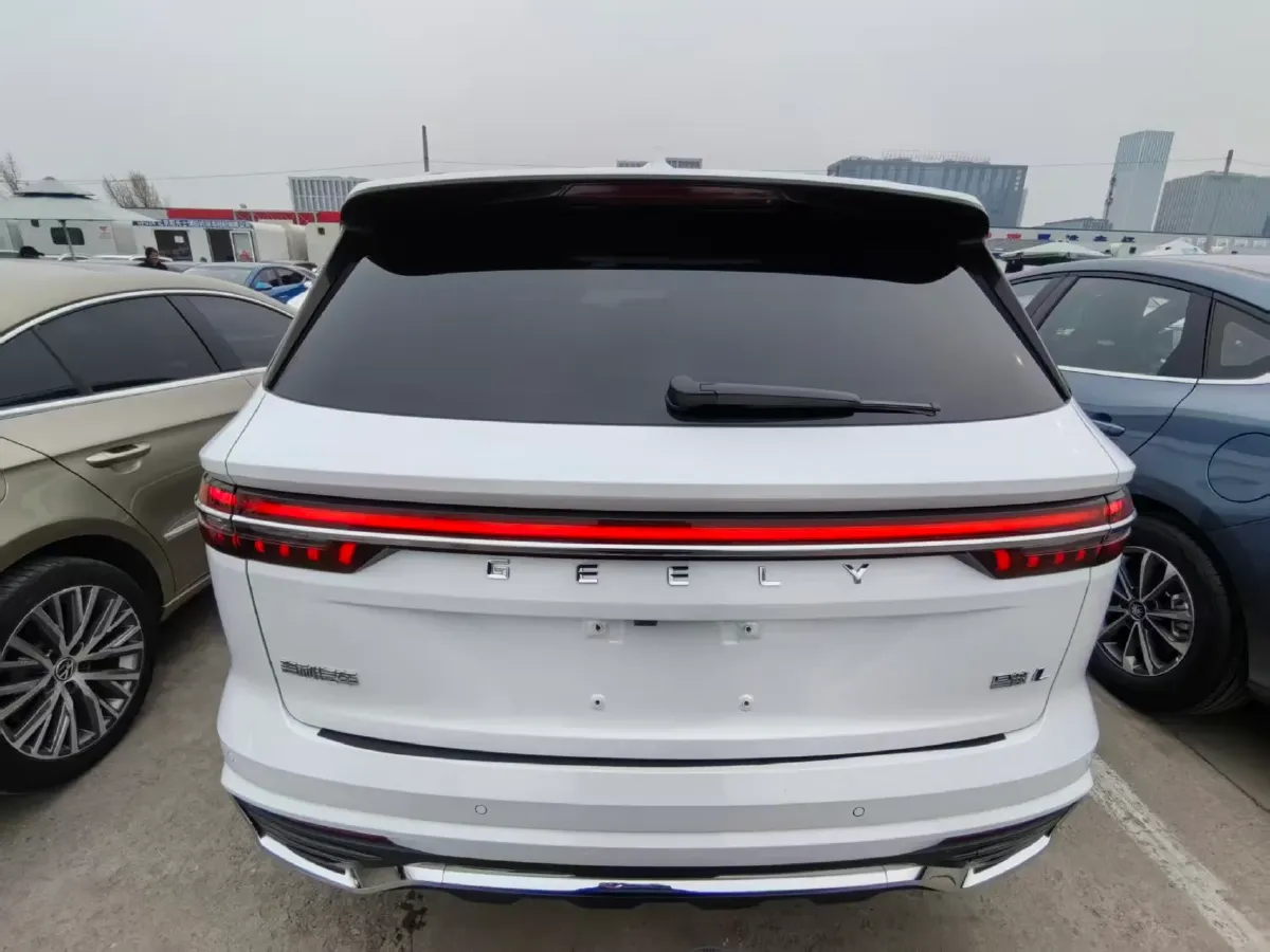 2024 Geely Monjaro 2.0T 238HP L4 8AT,autocango,china used car exporter,china ev exporter,chinese used car exporter,chinese used ev exporter