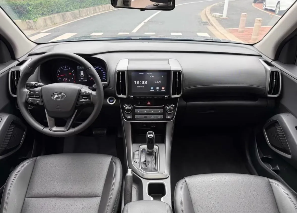 2018 Hyundai ix35 2.0L 160HP L4 6AT,autocango,china used car exporter,china ev exporter,chinese used car exporter,chinese used ev exporter