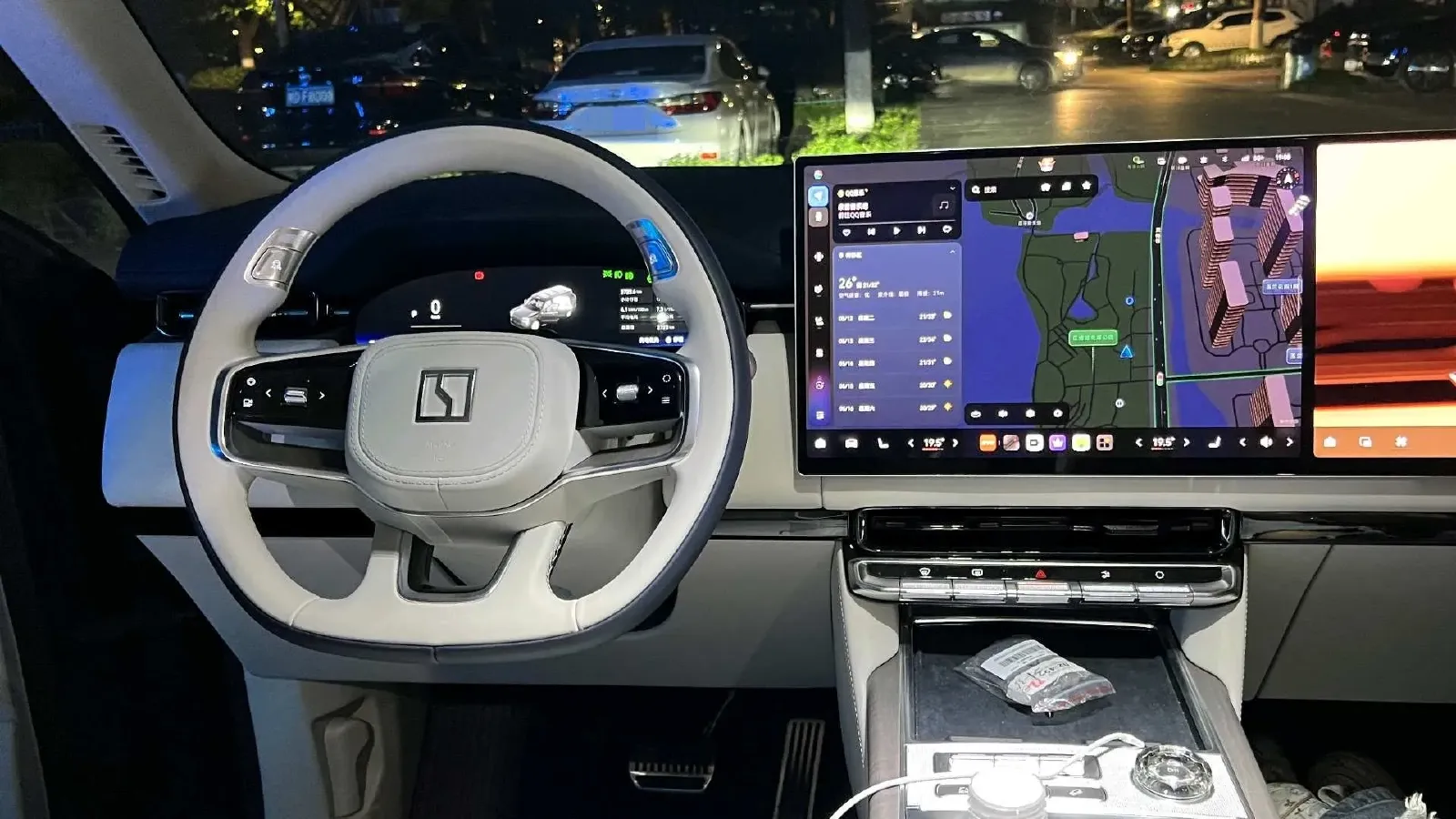 2025 Zeekr 9X 2.0T 279HP L4 1DHT PHEV,autocango,china used car exporter,china ev exporter,chinese used car exporter,chinese used ev exporter