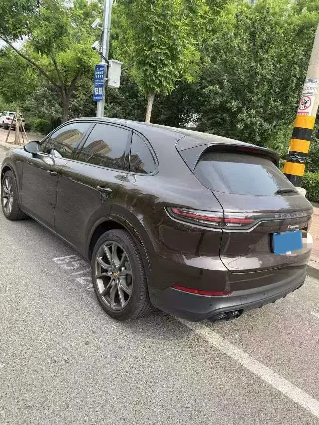 2022 Porsche Cayenne 3.0T 340HP V6 8AT,autocango,china used car exporter,china ev exporter,chinese used car exporter,chinese used ev exporter