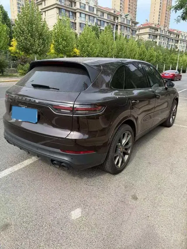 2022 Porsche Cayenne 3.0T 340HP V6 8AT,autocango,china used car exporter,china ev exporter,chinese used car exporter,chinese used ev exporter