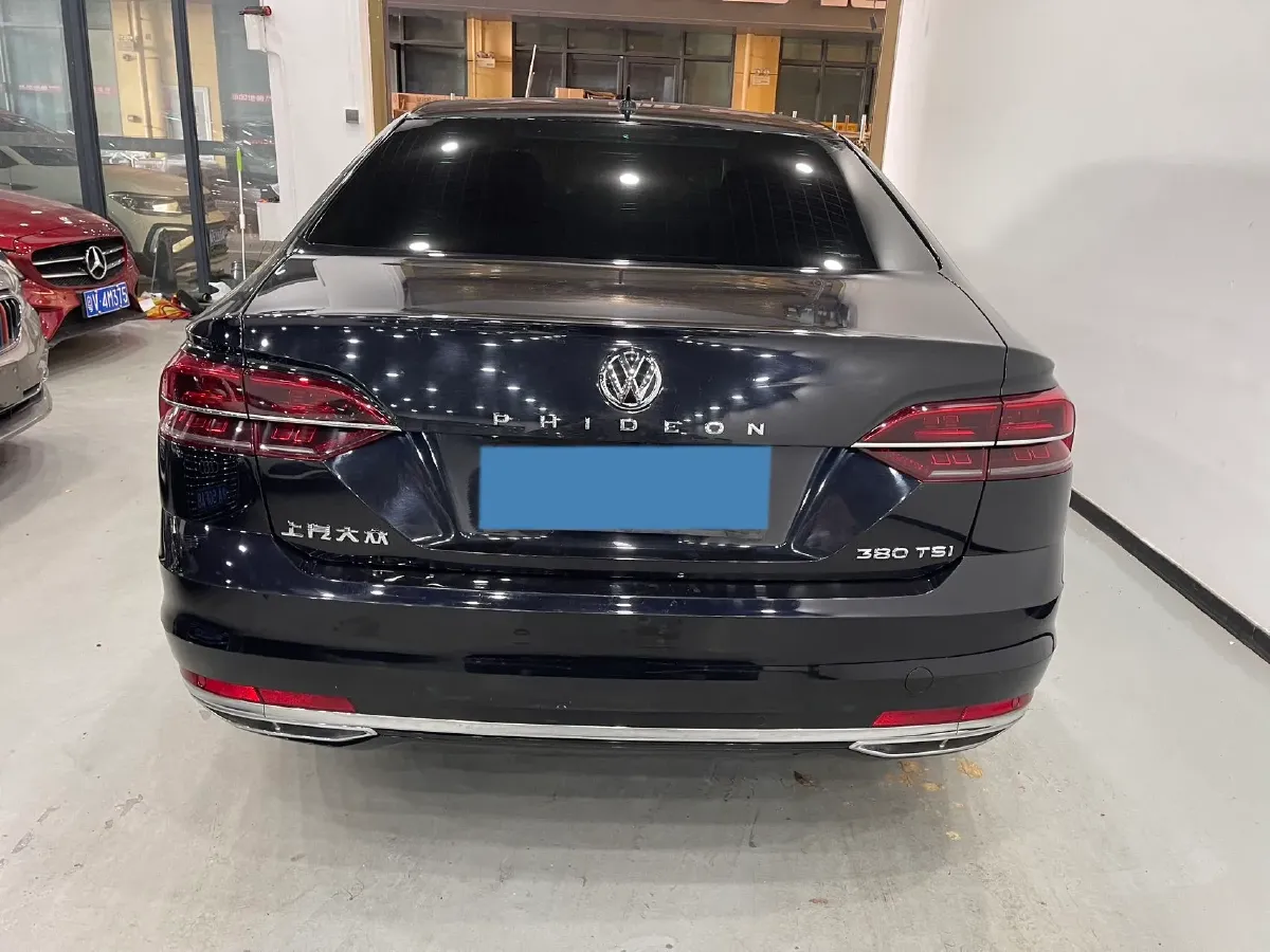 2018 Volkswagen Phideon 2.0T 224HP L4 7DCT,autocango,china used car exporter,china ev exporter,chinese used car exporter,chinese used ev exporter