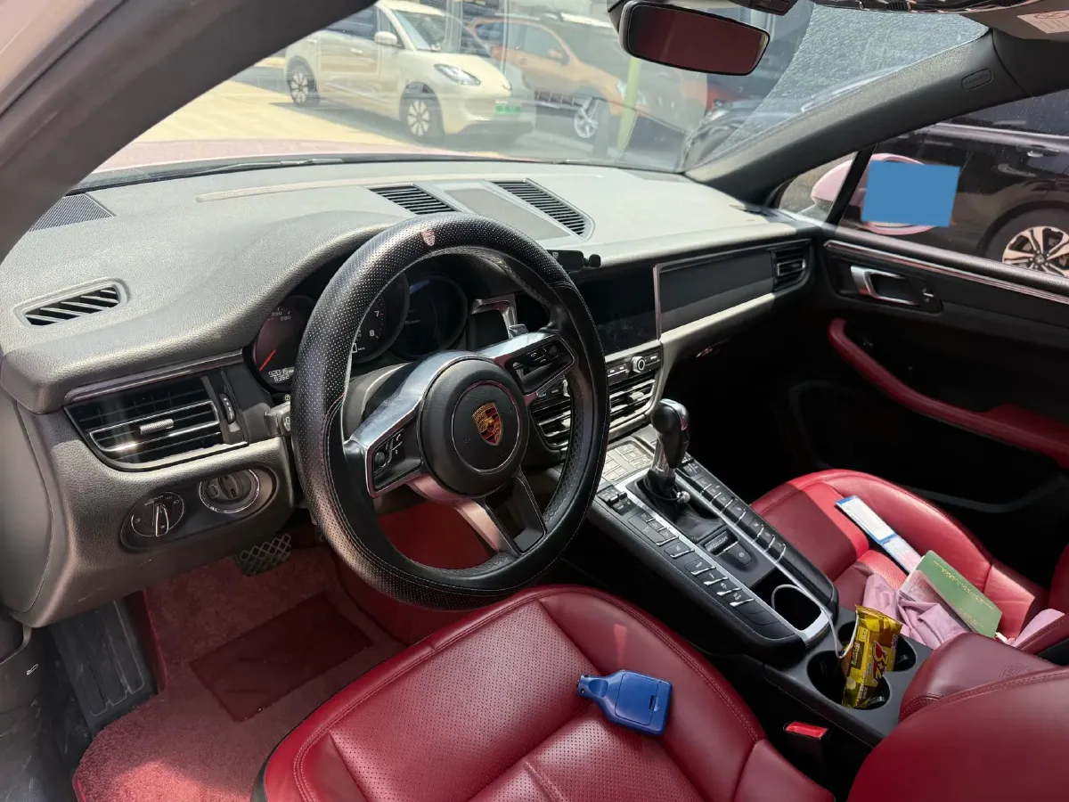 2018 Porsche Macan 2.0T 252HP L4 7DCT,autocango,china used car exporter,china ev exporter,chinese used car exporter,chinese used ev exporter