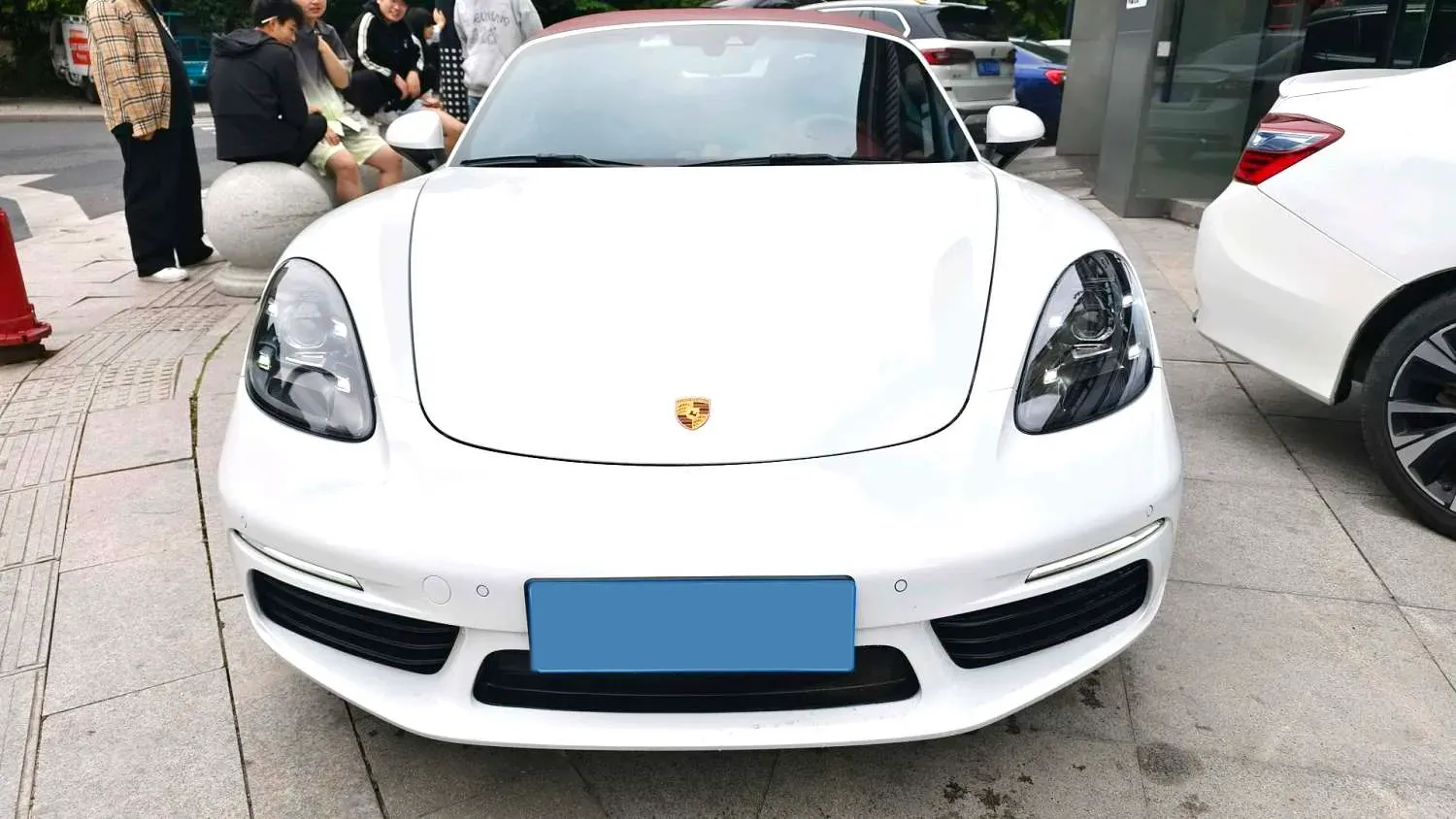 2022 Porsche 718 2.0T 250HP H4 7DCT,autocango,china used car exporter,china ev exporter,chinese used car exporter,chinese used ev exporter
