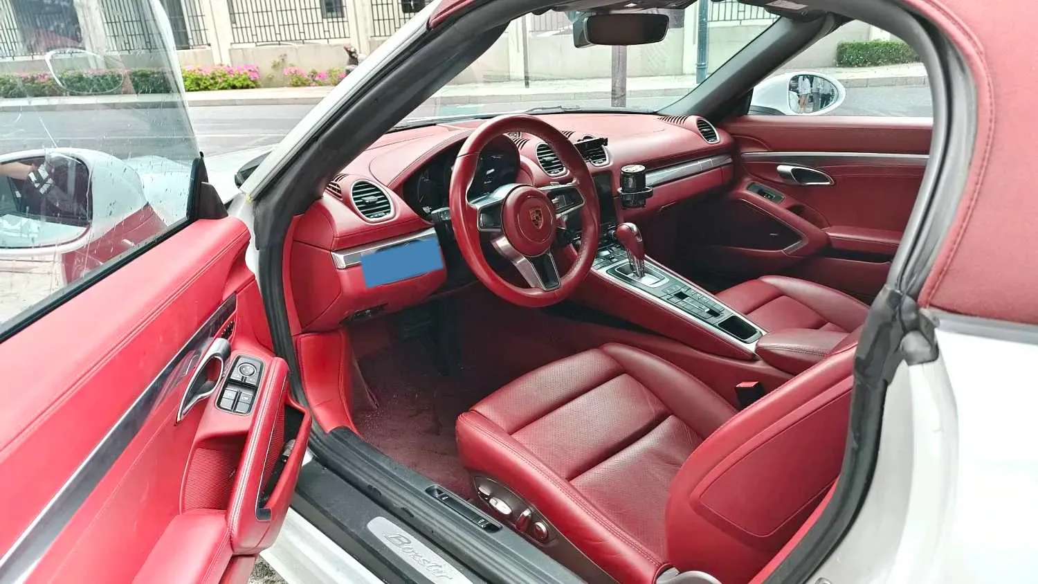 2022 Porsche 718 2.0T 250HP H4 7DCT,autocango,china used car exporter,china ev exporter,chinese used car exporter,chinese used ev exporter