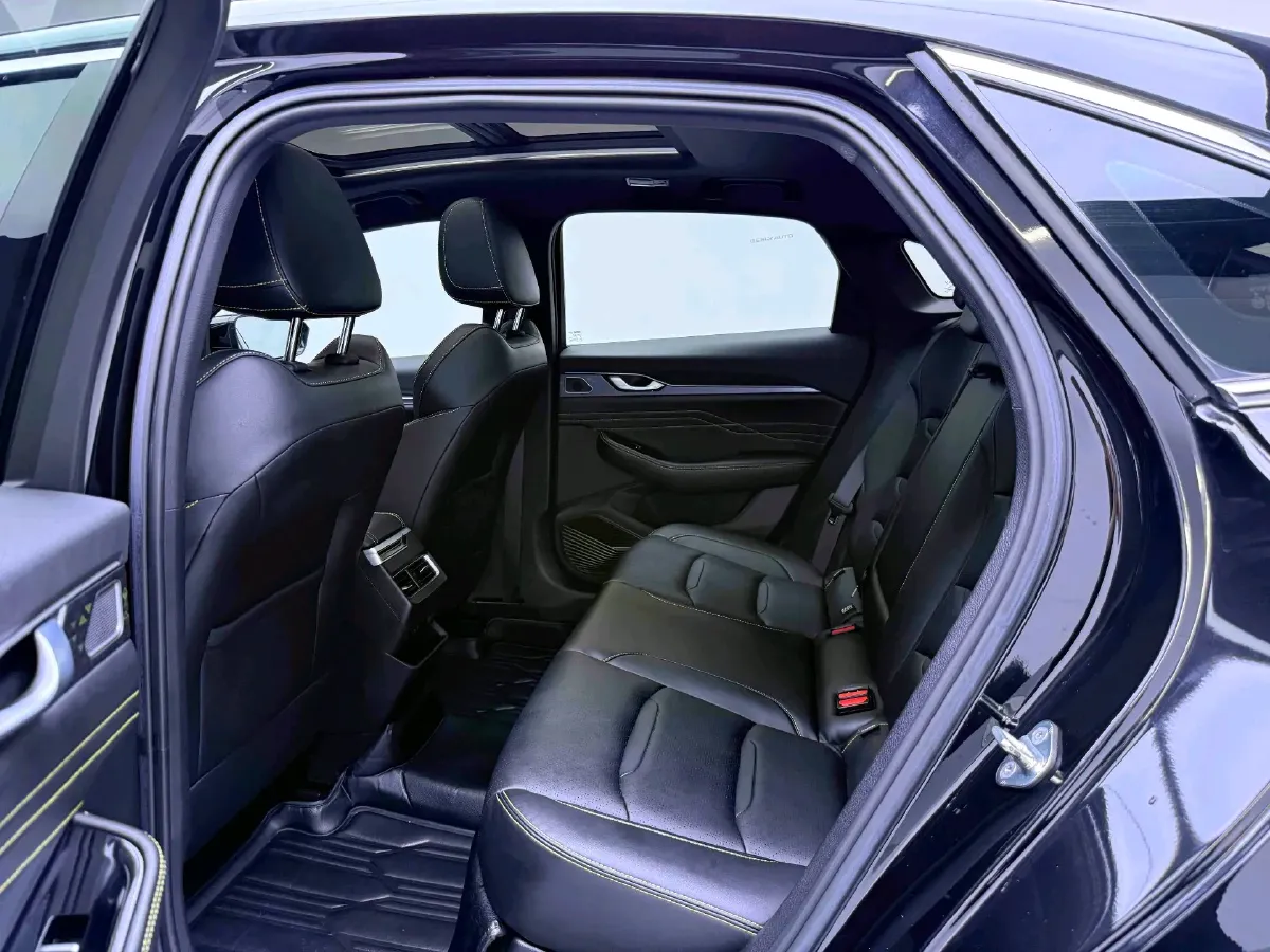 2023 Geely Preface 1.5T 181HP L4 7DCT,autocango,china used car exporter,china ev exporter,chinese used car exporter,chinese used ev exporter