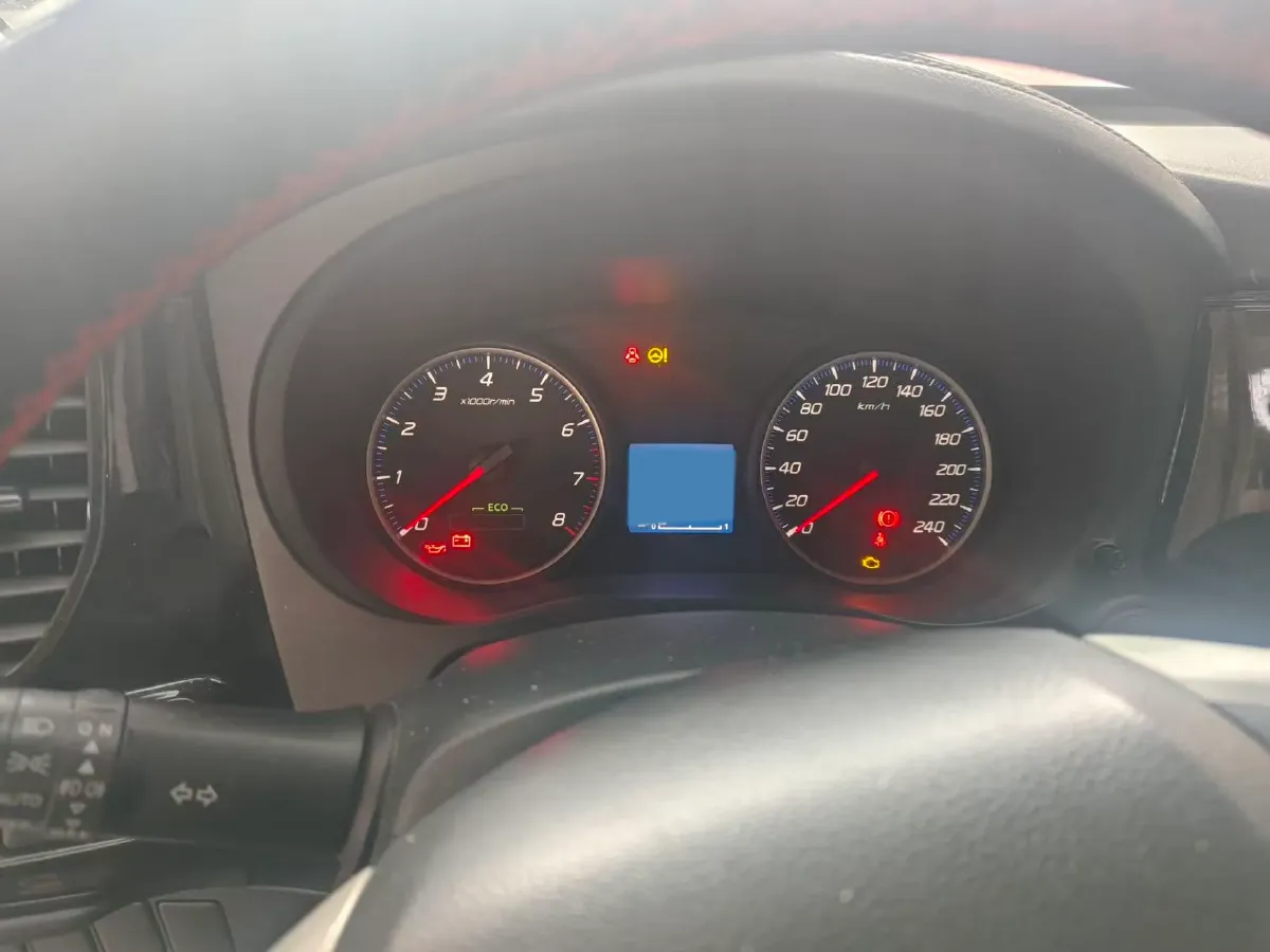 2021 Mitsubishi Outlander 2.0L 166HP L4 CVT,autocango,china used car exporter,china ev exporter,chinese used car exporter,chinese used ev exporter