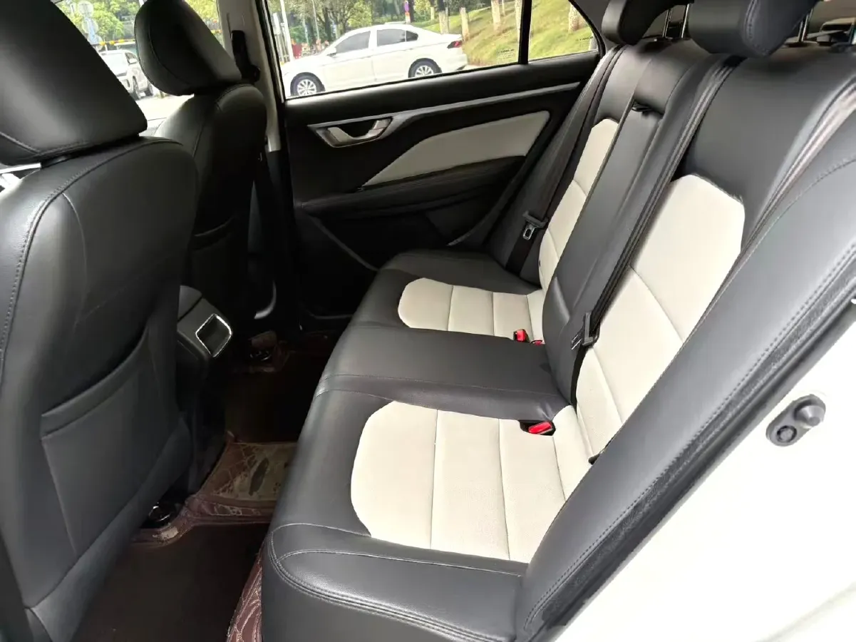 2020 Geely Vision 1.5L 109HP L4 5MT,autocango,china used car exporter,china ev exporter,chinese used car exporter,chinese used ev exporter