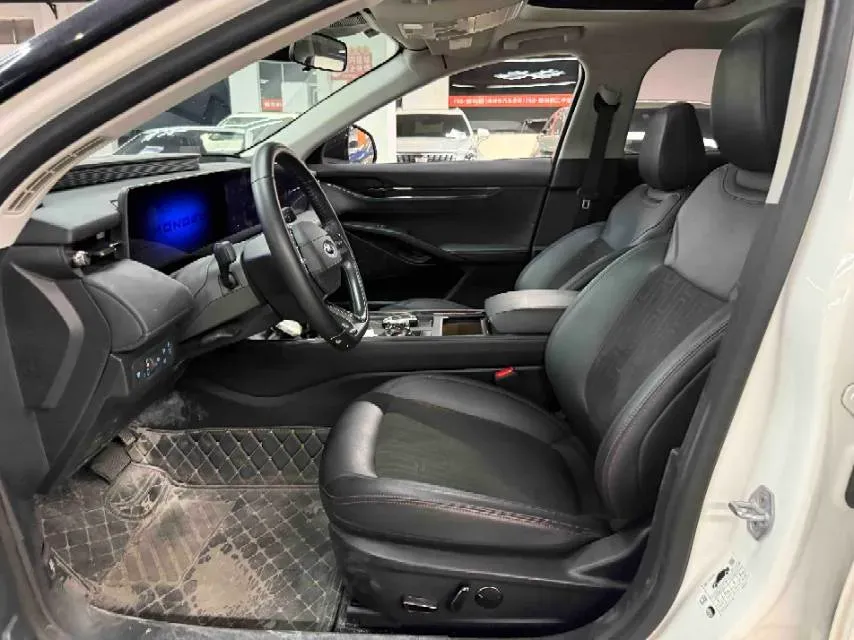2022 Ford Mondeo 2.0T 238HP L4 8AT,autocango,china used car exporter,china ev exporter,chinese used car exporter,chinese used ev exporter