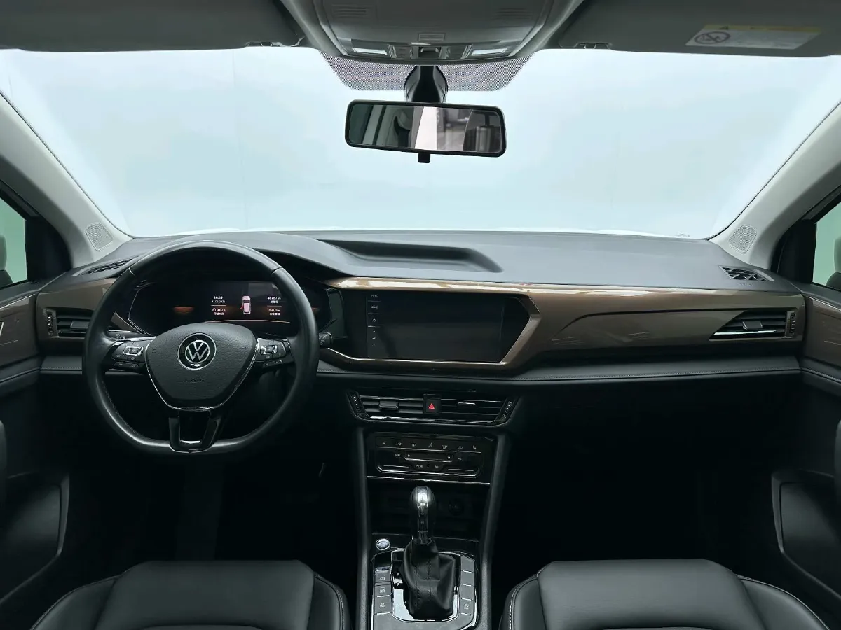 2022 Volkswagen Tharu 1.4T 150HP L4 7DCT,autocango,china used car exporter,china ev exporter,chinese used car exporter,chinese used ev exporter