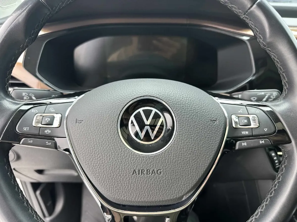 2022 Volkswagen Tharu 1.4T 150HP L4 7DCT,autocango,china used car exporter,china ev exporter,chinese used car exporter,chinese used ev exporter