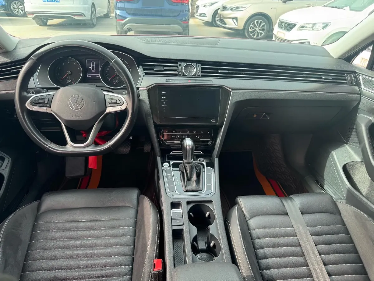2020 Volkswagen Magotan 2.0T 186HP L4 7DCT,autocango,china used car exporter,china ev exporter,chinese used car exporter,chinese used ev exporter