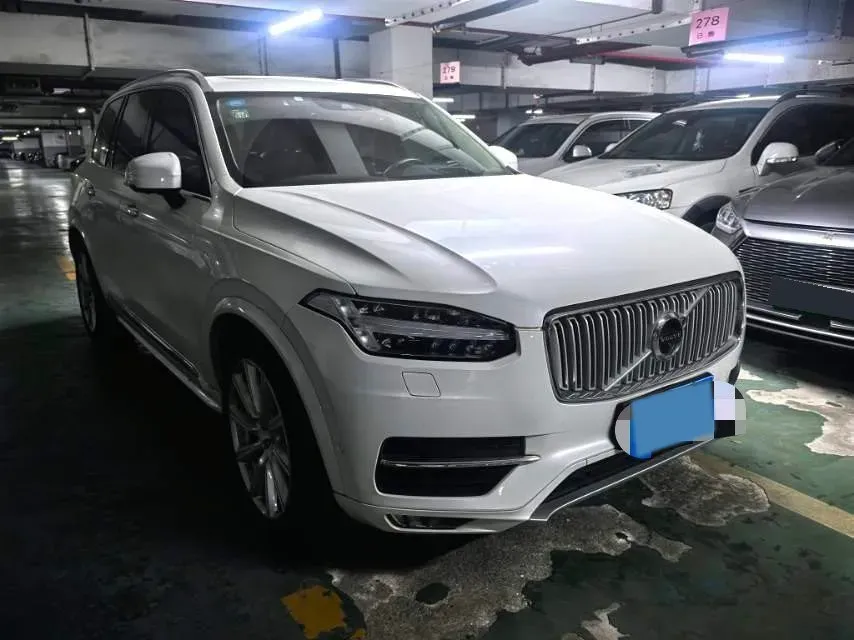 2019 Volvo XC90 2.0T 320HP L4 8AT,autocango,china used car exporter,china ev exporter,chinese used car exporter,chinese used ev exporter