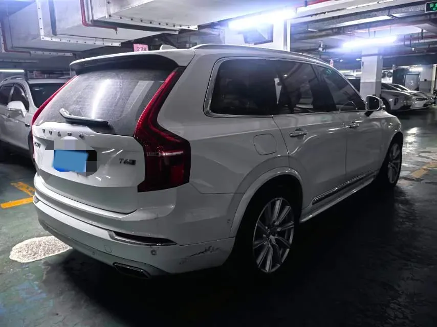2019 Volvo XC90 2.0T 320HP L4 8AT,autocango,china used car exporter,china ev exporter,chinese used car exporter,chinese used ev exporter