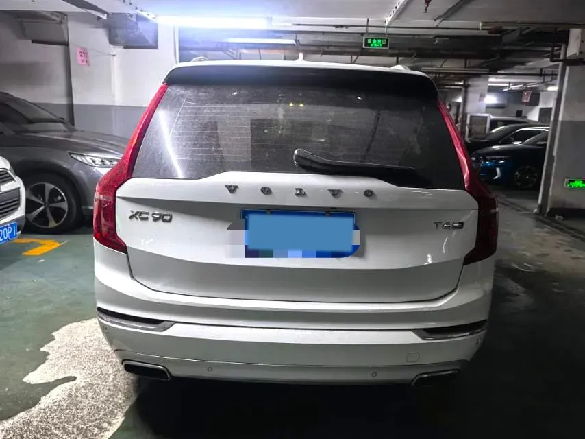 2019 Volvo XC90 2.0T 320HP L4 8AT,autocango,china used car exporter,china ev exporter,chinese used car exporter,chinese used ev exporter