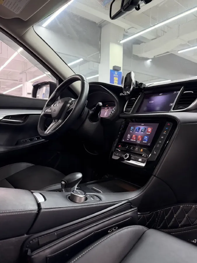 2020 Infiniti QX50 2.0T 245HP L4 CVT,autocango,china used car exporter,china ev exporter,chinese used car exporter,chinese used ev exporter