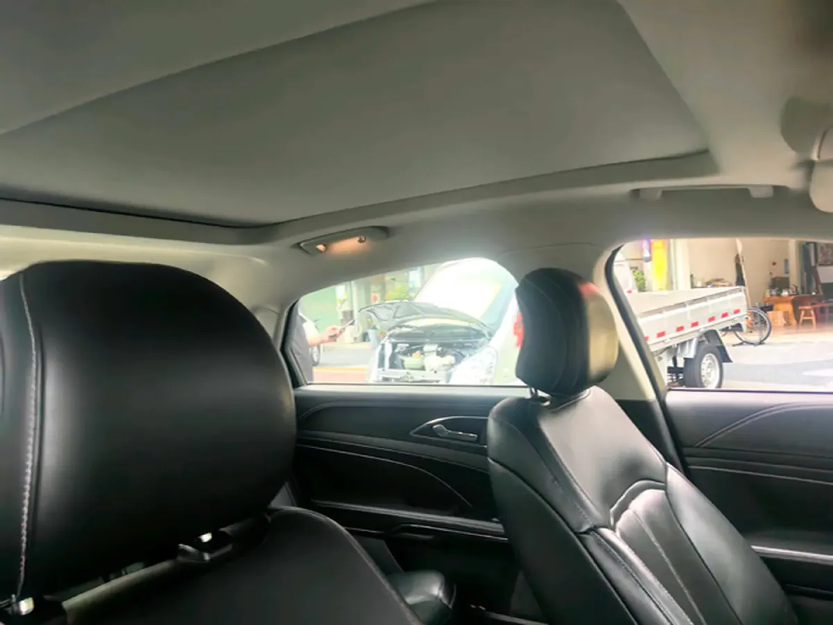 2018 Ford Taurus 2.0T 234HP L4 6AT,autocango,china used car exporter,china ev exporter,chinese used car exporter,chinese used ev exporter
