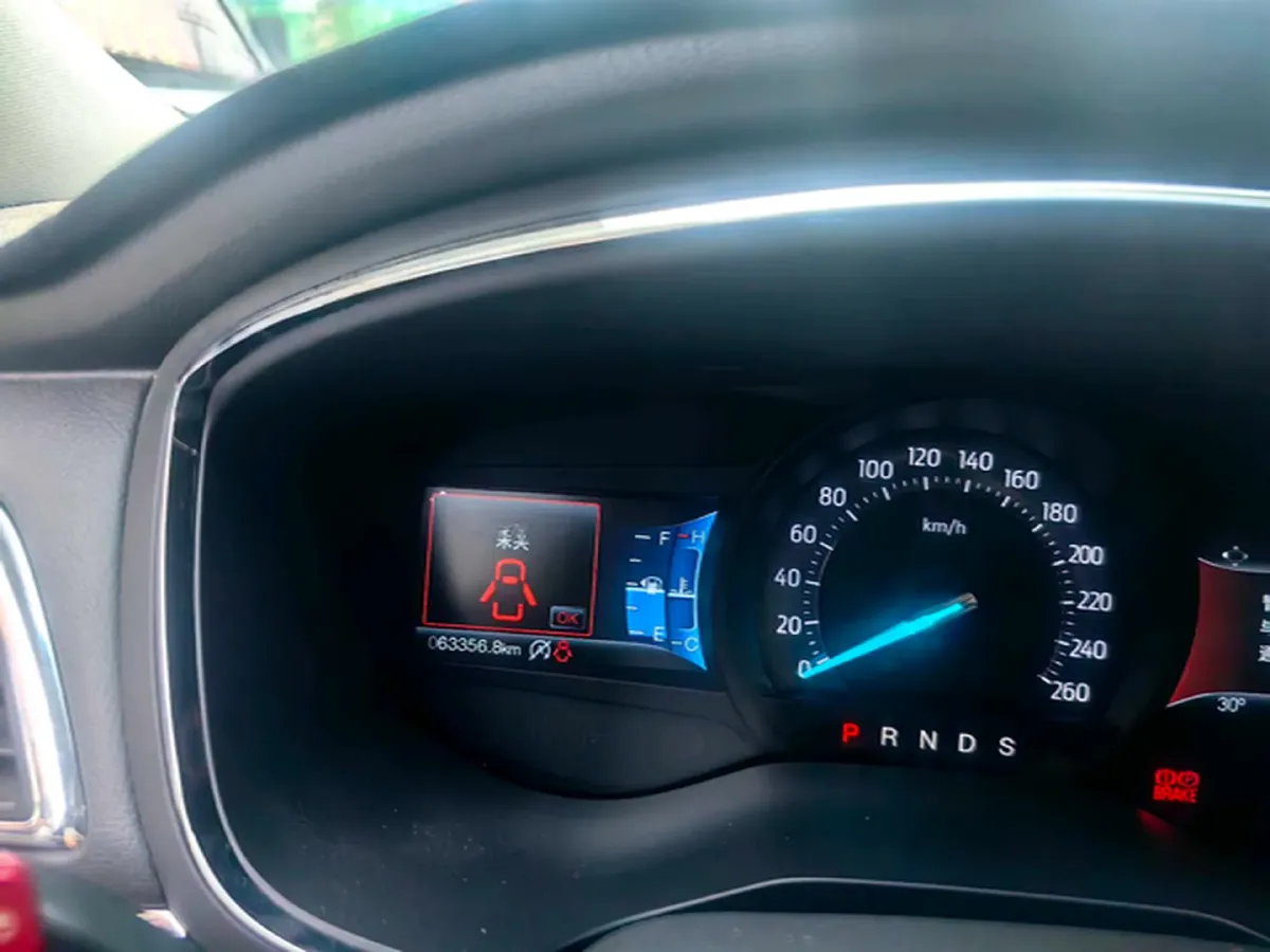 2018 Ford Taurus 2.0T 234HP L4 6AT,autocango,china used car exporter,china ev exporter,chinese used car exporter,chinese used ev exporter