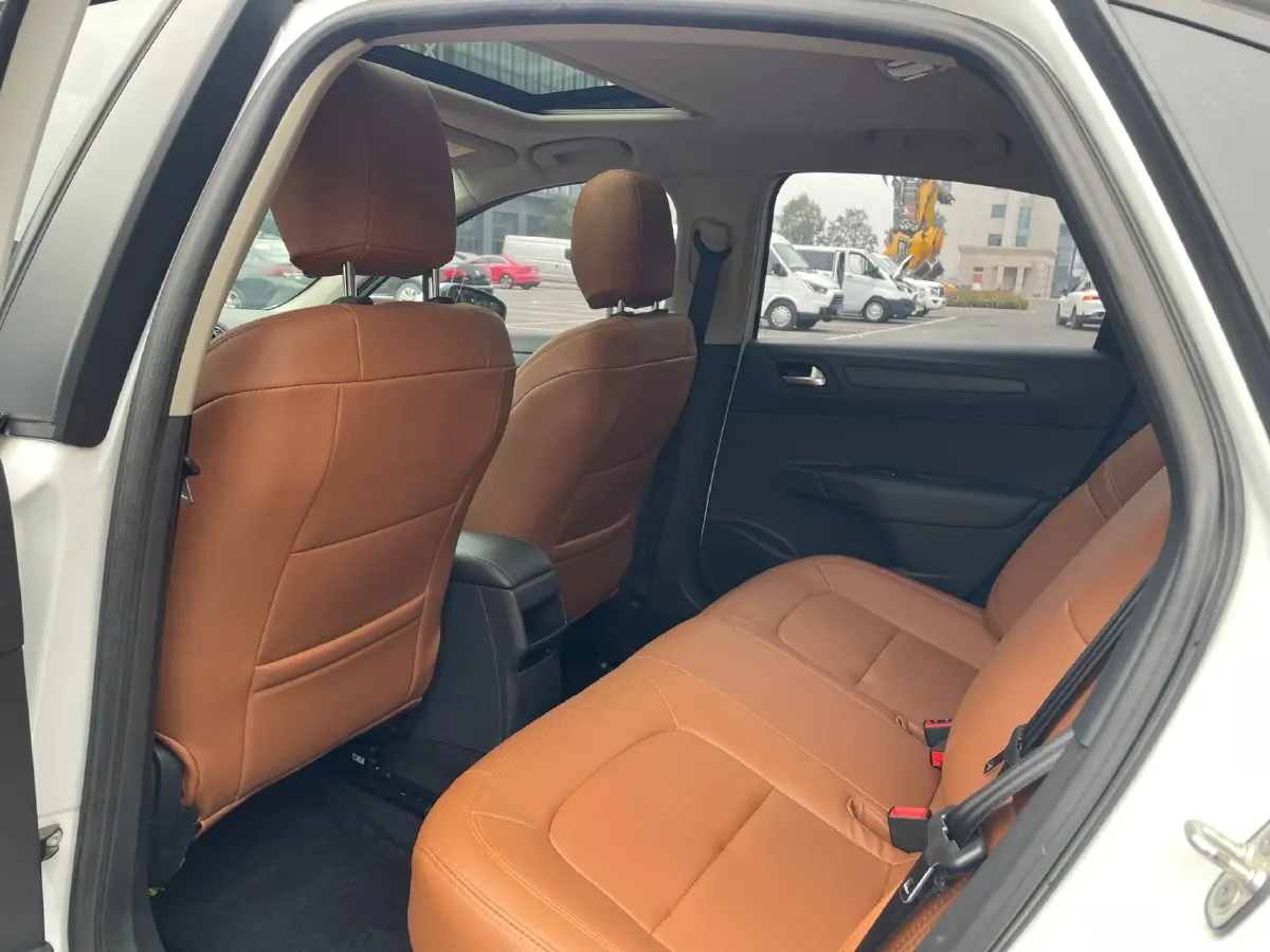 2018 Citroen C4 C-Quatre 1.6L 117HP L4 6AT,autocango,china used car exporter,china ev exporter,chinese used car exporter,chinese used ev exporter