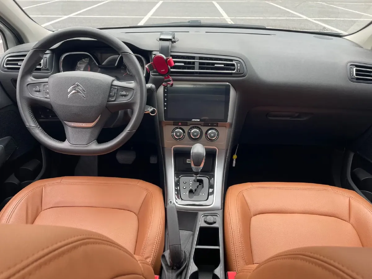 2018 Citroen C4 C-Quatre 1.6L 117HP L4 6AT,autocango,china used car exporter,china ev exporter,chinese used car exporter,chinese used ev exporter