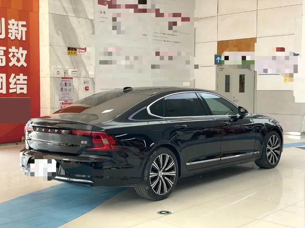 2024 Volvo S90 2.0T 250HP L4 8AT,autocango,china used car exporter,china ev exporter,chinese used car exporter,chinese used ev exporter