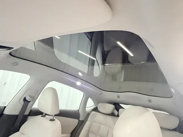 2023 IM LS6 BEV 71KWH,autocango,china used car exporter,china ev exporter,chinese used car exporter,chinese used ev exporter