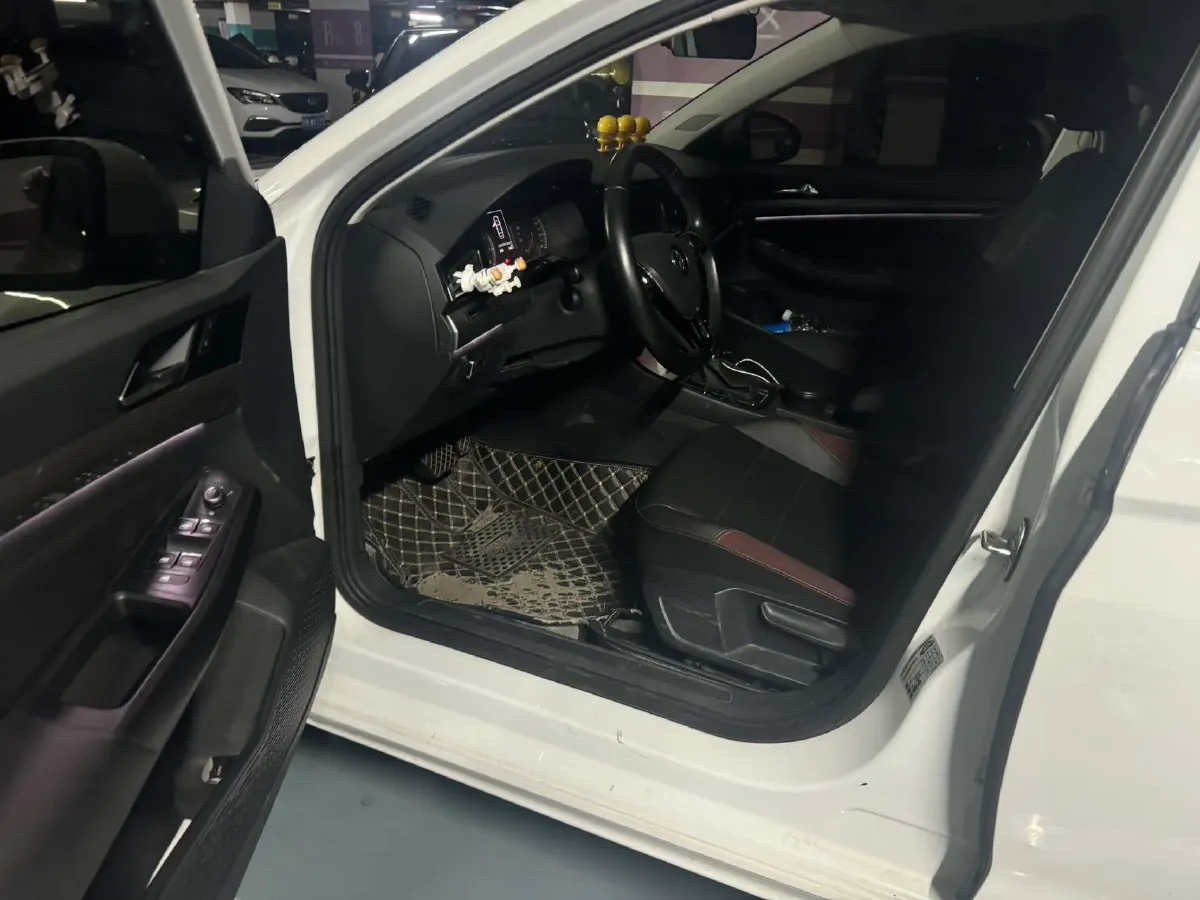 2019 MAXUS T60 2.0T 218HP L4 6AT,autocango,china used car exporter,china ev exporter,chinese used car exporter,chinese used ev exporter