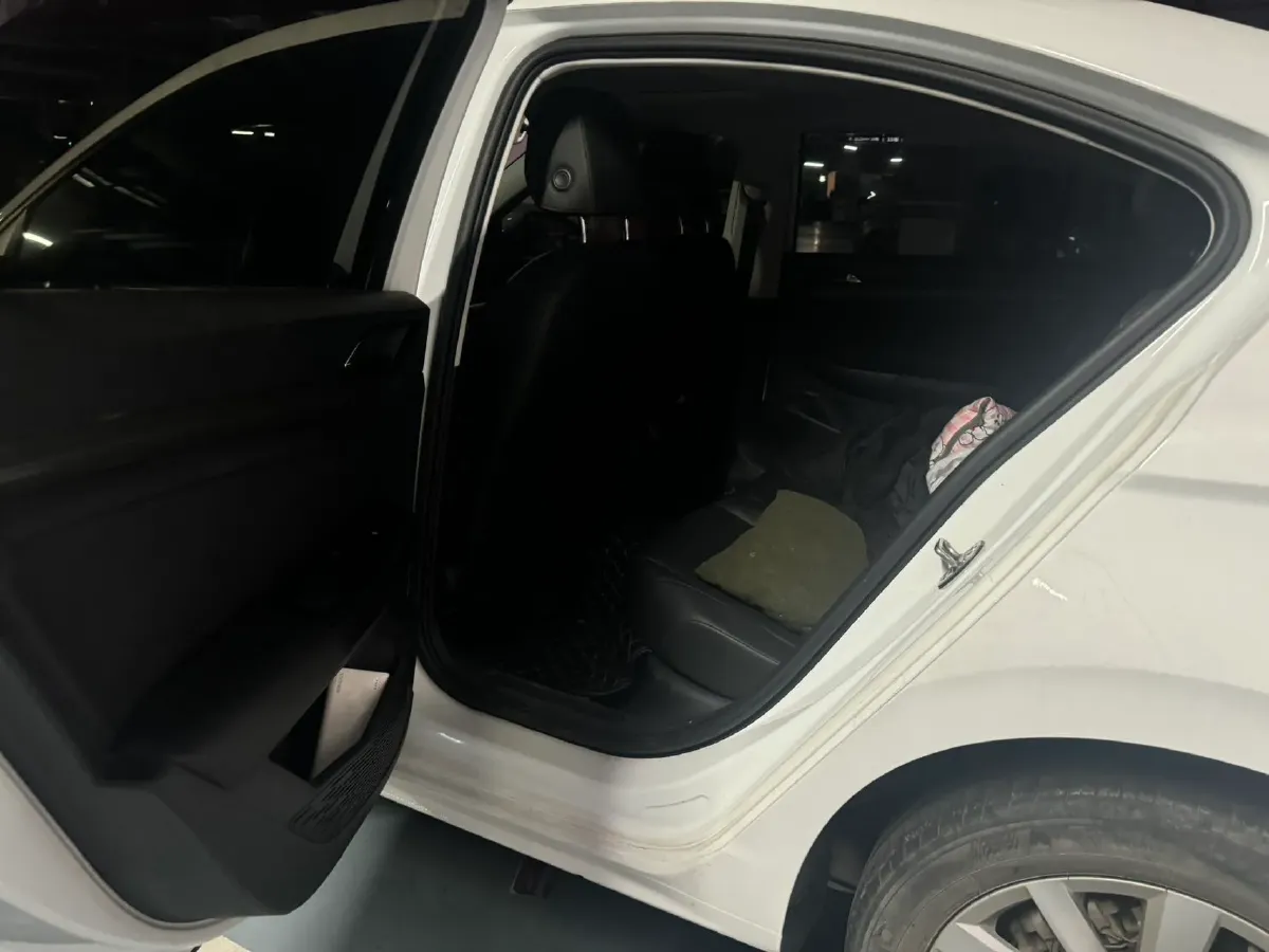 2019 MAXUS T60 2.0T 218HP L4 6AT,autocango,china used car exporter,china ev exporter,chinese used car exporter,chinese used ev exporter