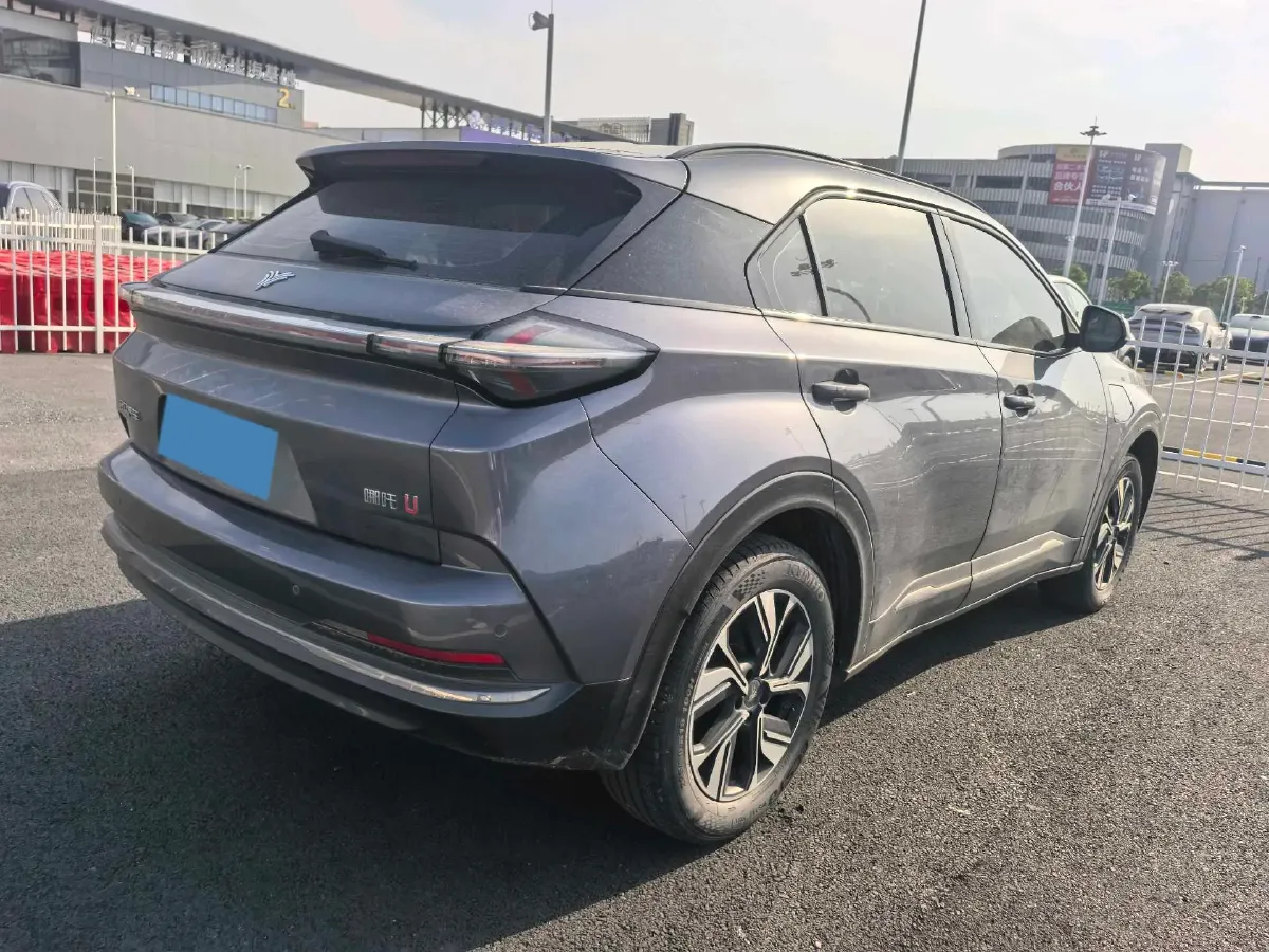2022 Venucia Grand V 1.5T 190HP L4 7DCT,autocango,china used car exporter,china ev exporter,chinese used car exporter,chinese used ev exporter