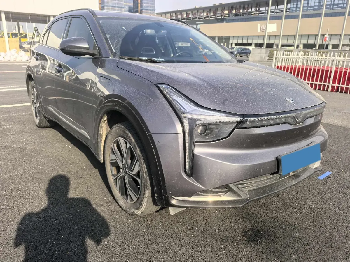 2022 Venucia Grand V 1.5T 190HP L4 7DCT,autocango,china used car exporter,china ev exporter,chinese used car exporter,chinese used ev exporter