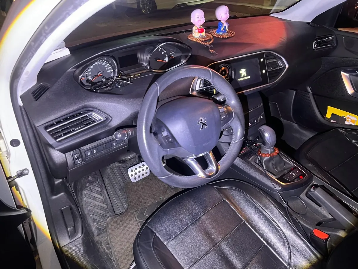 2015 Peugeot 308S 1.2T 136HP L3 6AT,autocango,china used car exporter,china ev exporter,chinese used car exporter,chinese used ev exporter