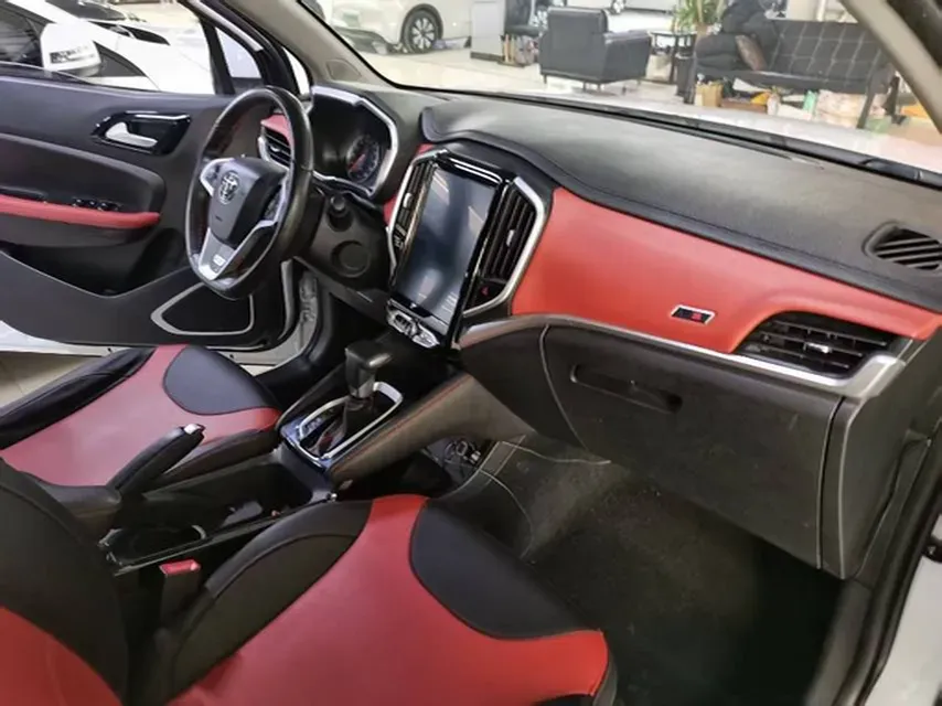 2017 Brilliance Auto V3 1.5L 112HP L4 5AT,autocango,china used car exporter,china ev exporter,chinese used car exporter,chinese used ev exporter