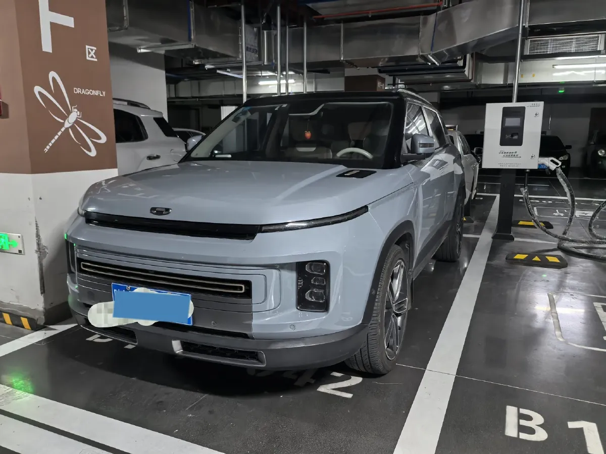 2020 Geely ICON 1.5T 177HP L3 7DCT,autocango,china used car exporter,china ev exporter,chinese used car exporter,chinese used ev exporter