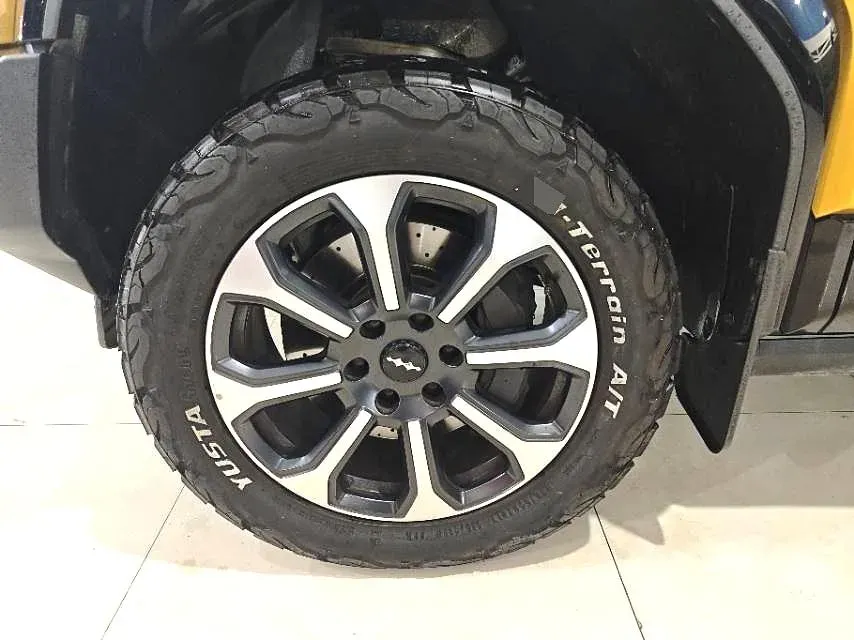 2023 FangChengBao Bao 5 1.5T 194HP L4 E-CVT PHEV 31.8KWH,autocango,china used car exporter,china ev exporter,chinese used car exporter,chinese used ev exporter