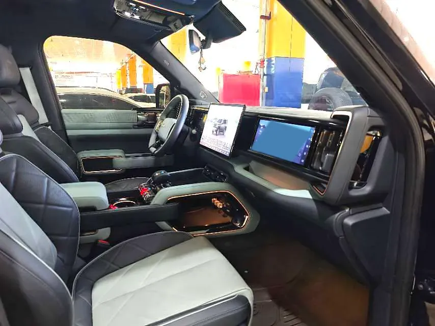 2023 FangChengBao Bao 5 1.5T 194HP L4 E-CVT PHEV 31.8KWH,autocango,china used car exporter,china ev exporter,chinese used car exporter,chinese used ev exporter