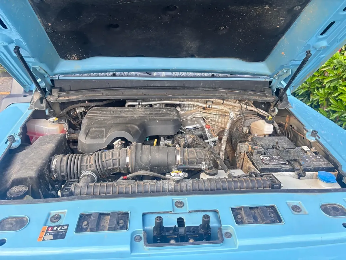 2025 212 212 T01 2.0T 252HP L4 8AT,autocango,china used car exporter,china ev exporter,chinese used car exporter,chinese used ev exporter