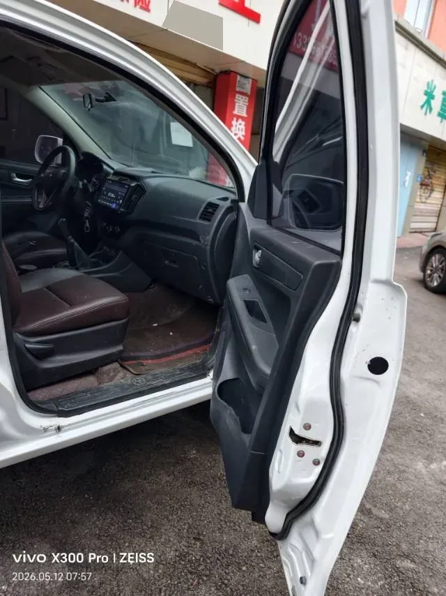 2016 Isuzu RE-MAX Jim 2.8T 109HP L4 5MT,autocango,china used car exporter,china ev exporter,chinese used car exporter,chinese used ev exporter