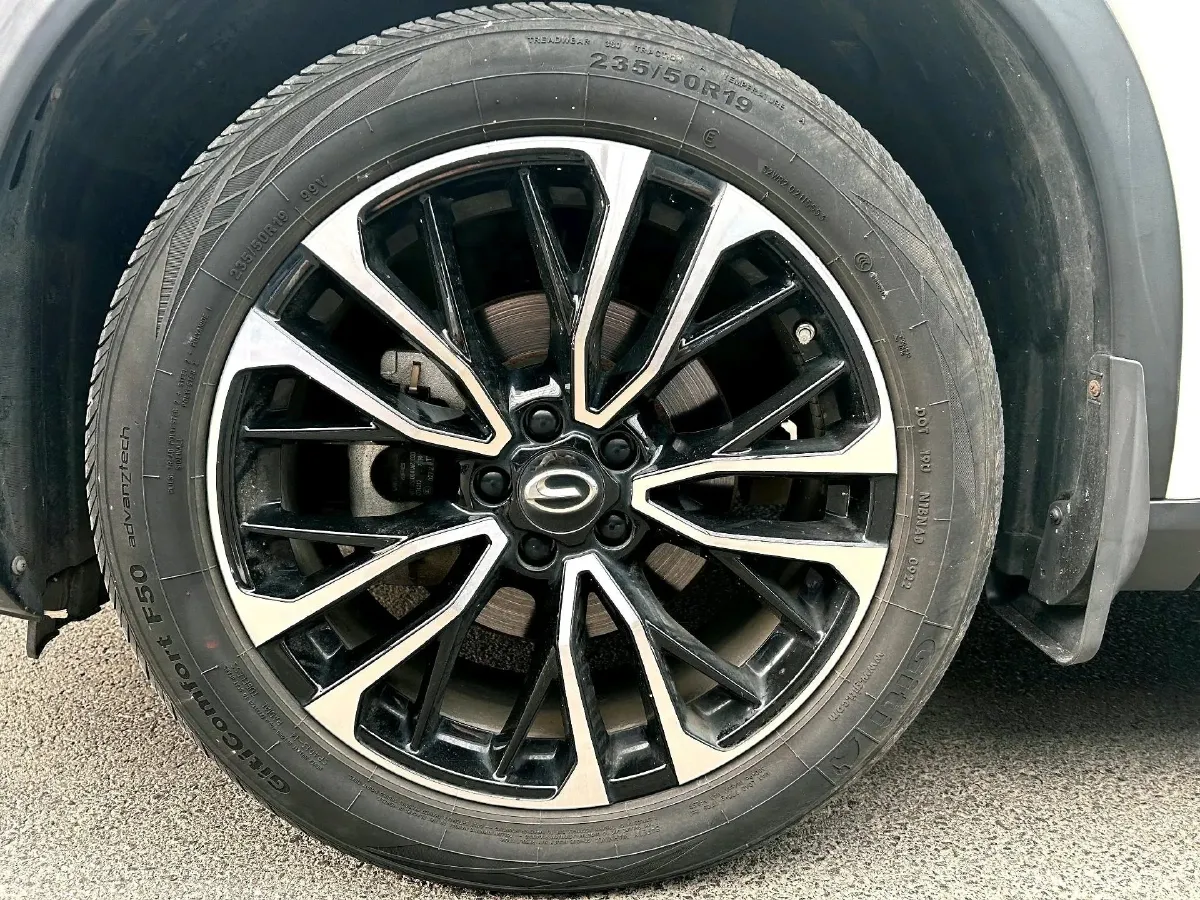 2021 GAC Trumpchi GS4 Plus 1.5T 169HP L4 6AT,autocango,china used car exporter,china ev exporter,chinese used car exporter,chinese used ev exporter