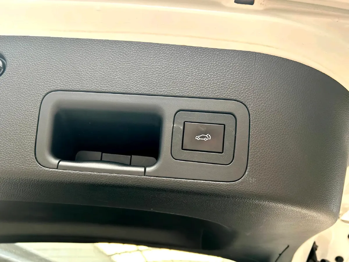 2021 GAC Trumpchi GS4 Plus 1.5T 169HP L4 6AT,autocango,china used car exporter,china ev exporter,chinese used car exporter,chinese used ev exporter