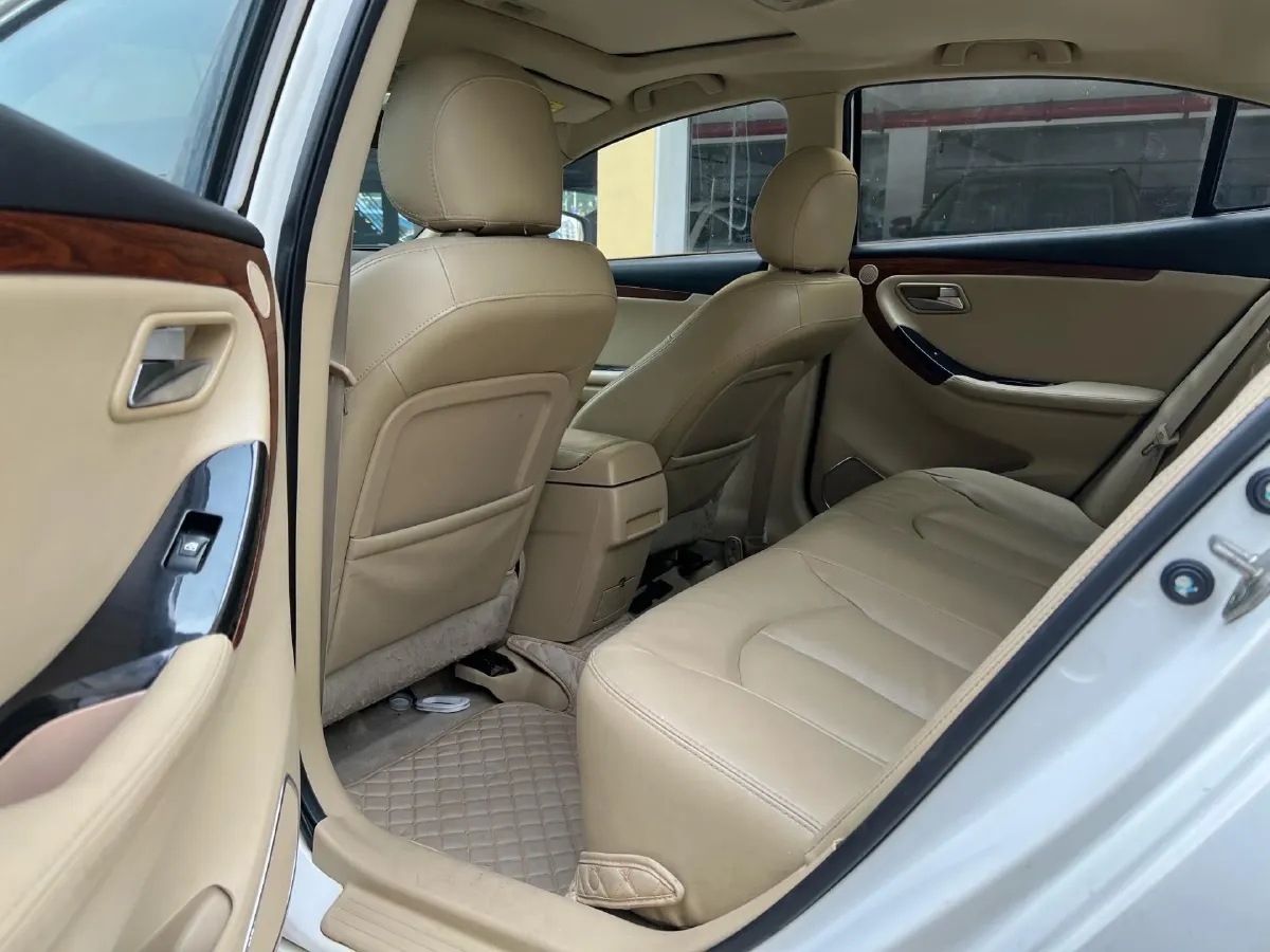 2015 HaiMa M8 1.8T 188HP L4 6AT,autocango,china used car exporter,china ev exporter,chinese used car exporter,chinese used ev exporter