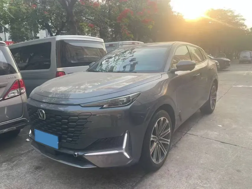 2021 ChangAn UNI-K 2.0T 233HP L4 8AT,autocango,china used car exporter,china ev exporter,chinese used car exporter,chinese used ev exporter