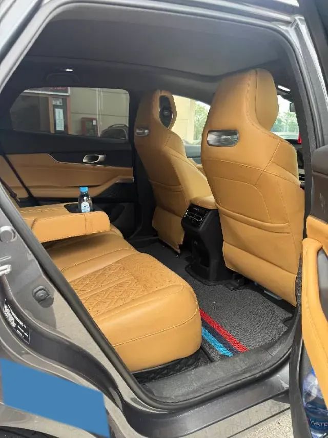 2021 ChangAn UNI-K 2.0T 233HP L4 8AT,autocango,china used car exporter,china ev exporter,chinese used car exporter,chinese used ev exporter
