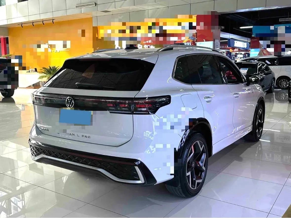 2024 Volkswagen Tiguan L 2.0T 186HP L4 7DCT,autocango,china used car exporter,china ev exporter,chinese used car exporter,chinese used ev exporter
