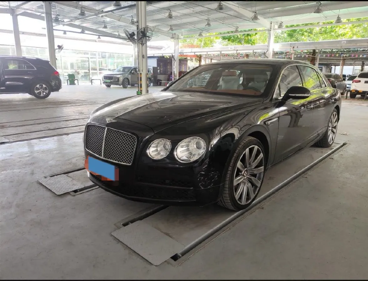 2017 Bentley Flying Spur 4.0T 507HP V8 8AT,autocango,china used car exporter,china ev exporter,chinese used car exporter,chinese used ev exporter