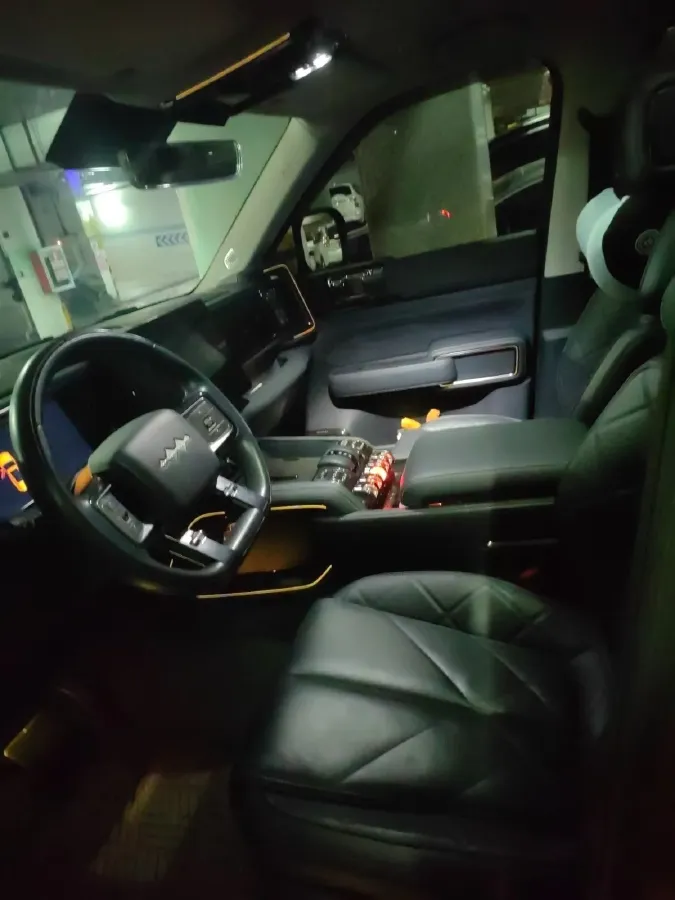 2023 FangChengBao Bao 5 1.5T 194HP L4 E-CVT PHEV 31.8KWH,autocango,china used car exporter,china ev exporter,chinese used car exporter,chinese used ev exporter