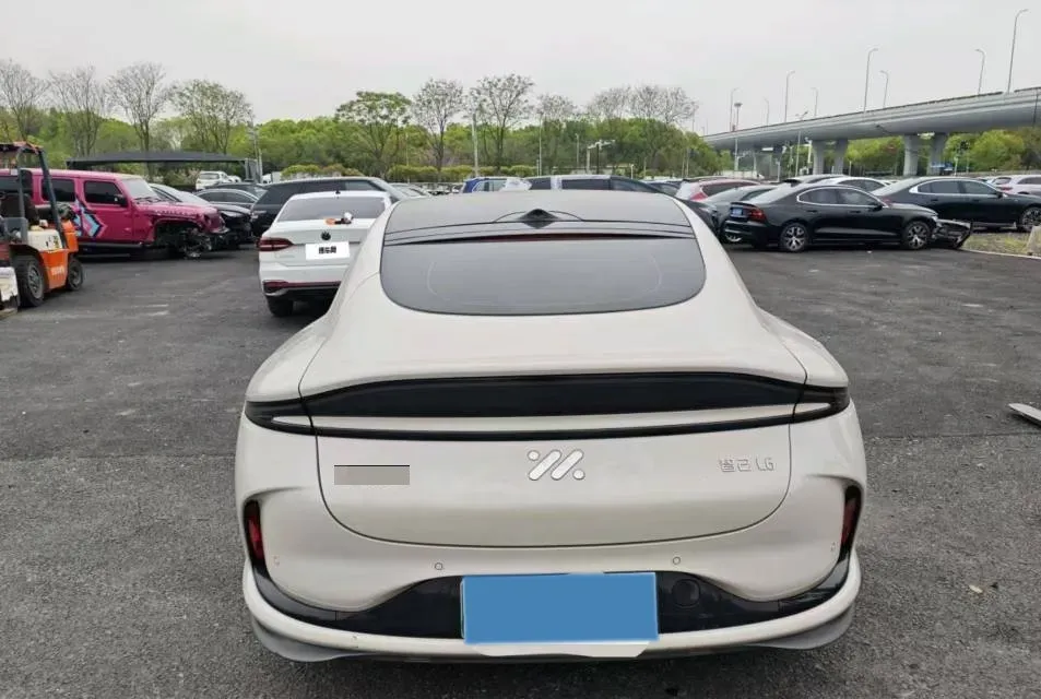 2024 IM L6 BEV 75KWH,autocango,china used car exporter,china ev exporter,chinese used car exporter,chinese used ev exporter