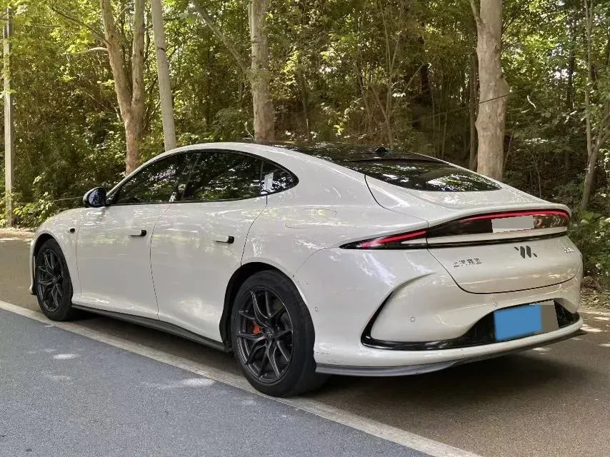 2024 IM L6 BEV 75KWH,autocango,china used car exporter,china ev exporter,chinese used car exporter,chinese used ev exporter