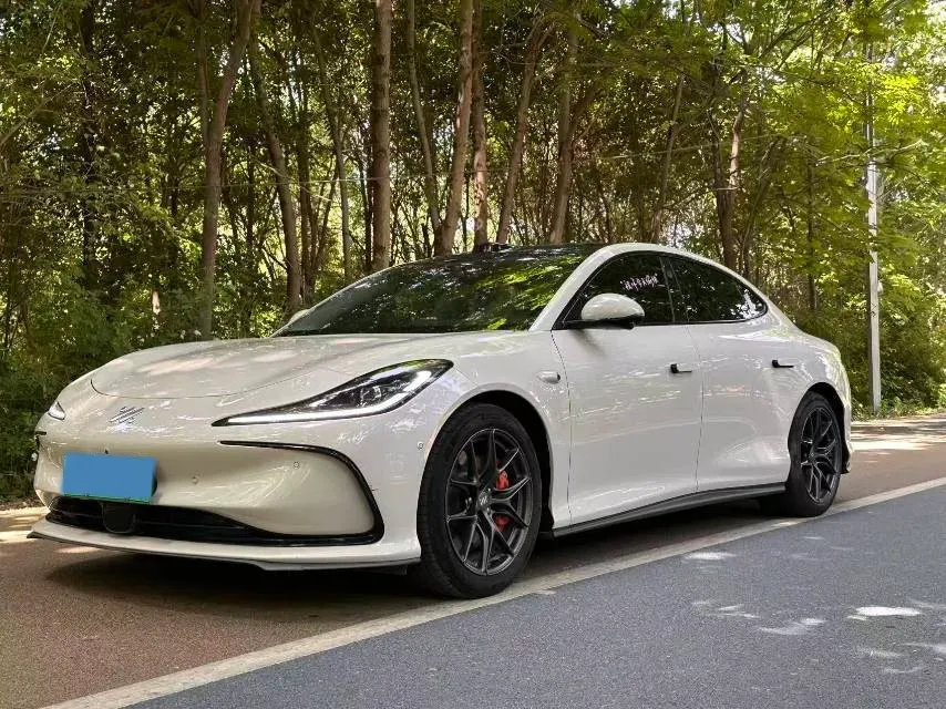 2024 IM L6 BEV 75KWH,autocango,china used car exporter,china ev exporter,chinese used car exporter,chinese used ev exporter