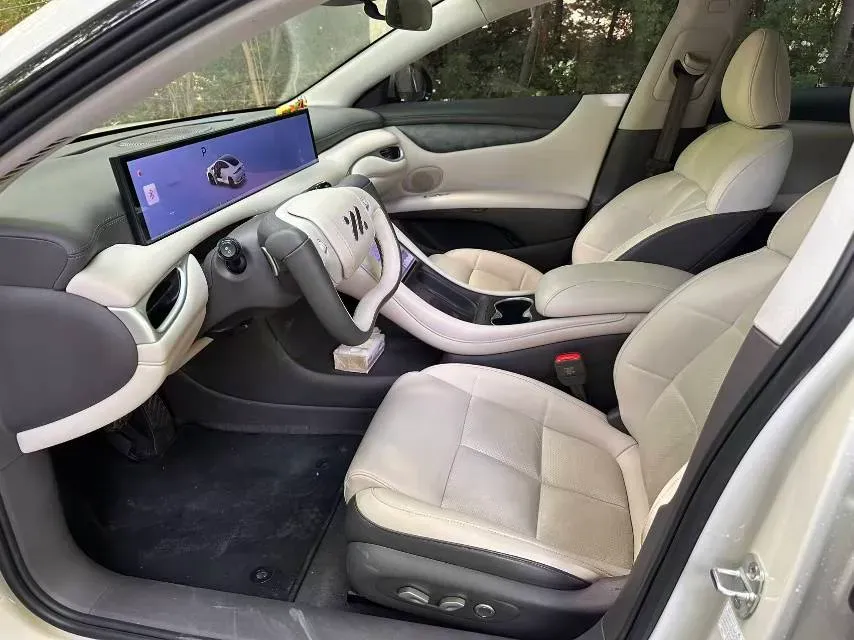 2024 IM L6 BEV 75KWH,autocango,china used car exporter,china ev exporter,chinese used car exporter,chinese used ev exporter
