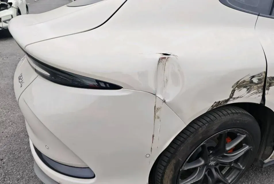 2024 IM L6 BEV 75KWH,autocango,china used car exporter,china ev exporter,chinese used car exporter,chinese used ev exporter